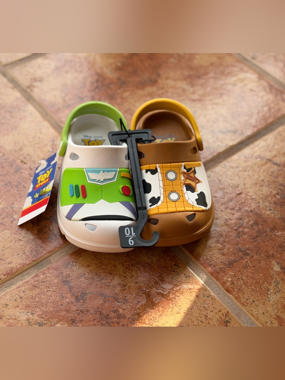 Toy Story Buzz & Woody Kids Clog Shoes - Green, Brown, White